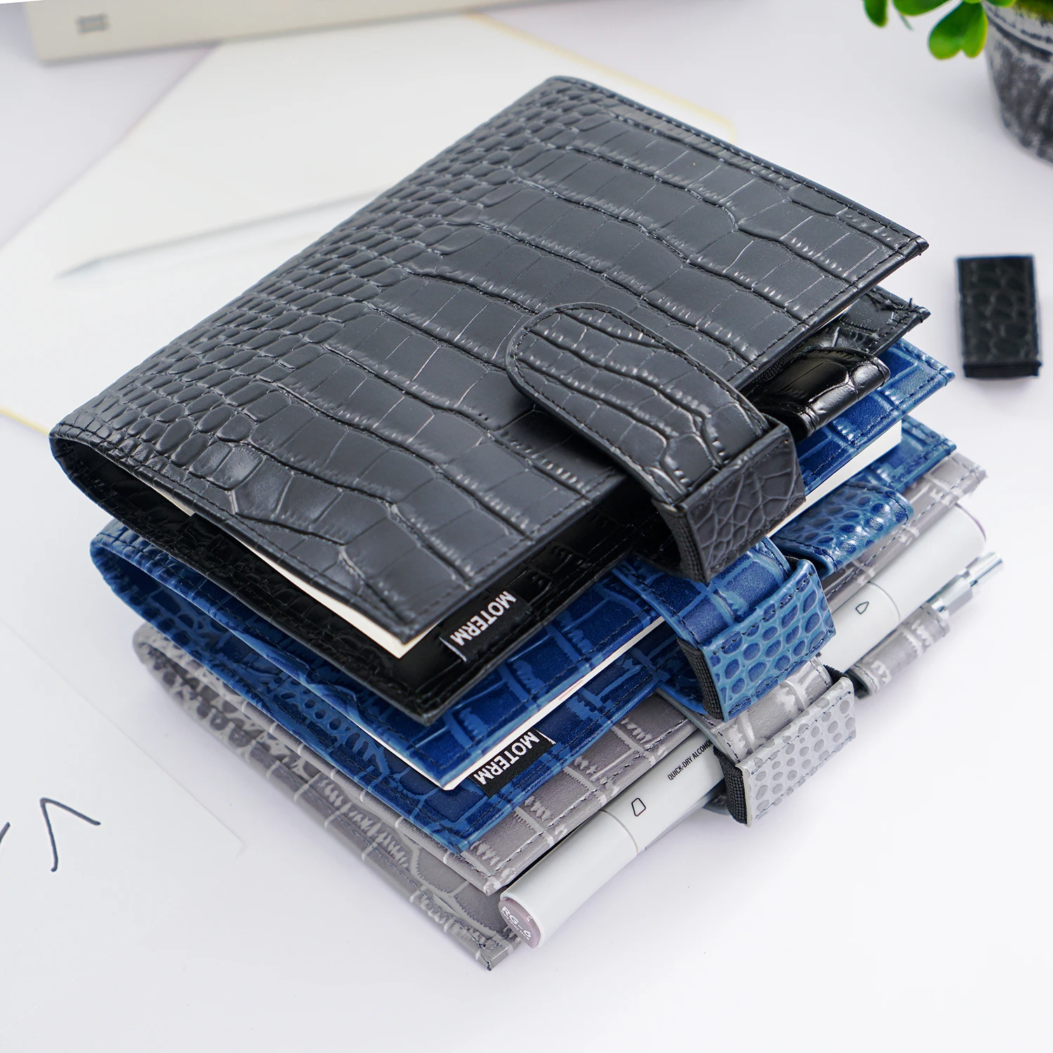 Moterm Leather Penloop Elastic - Vintage Leather Journal Notebook recension och pris